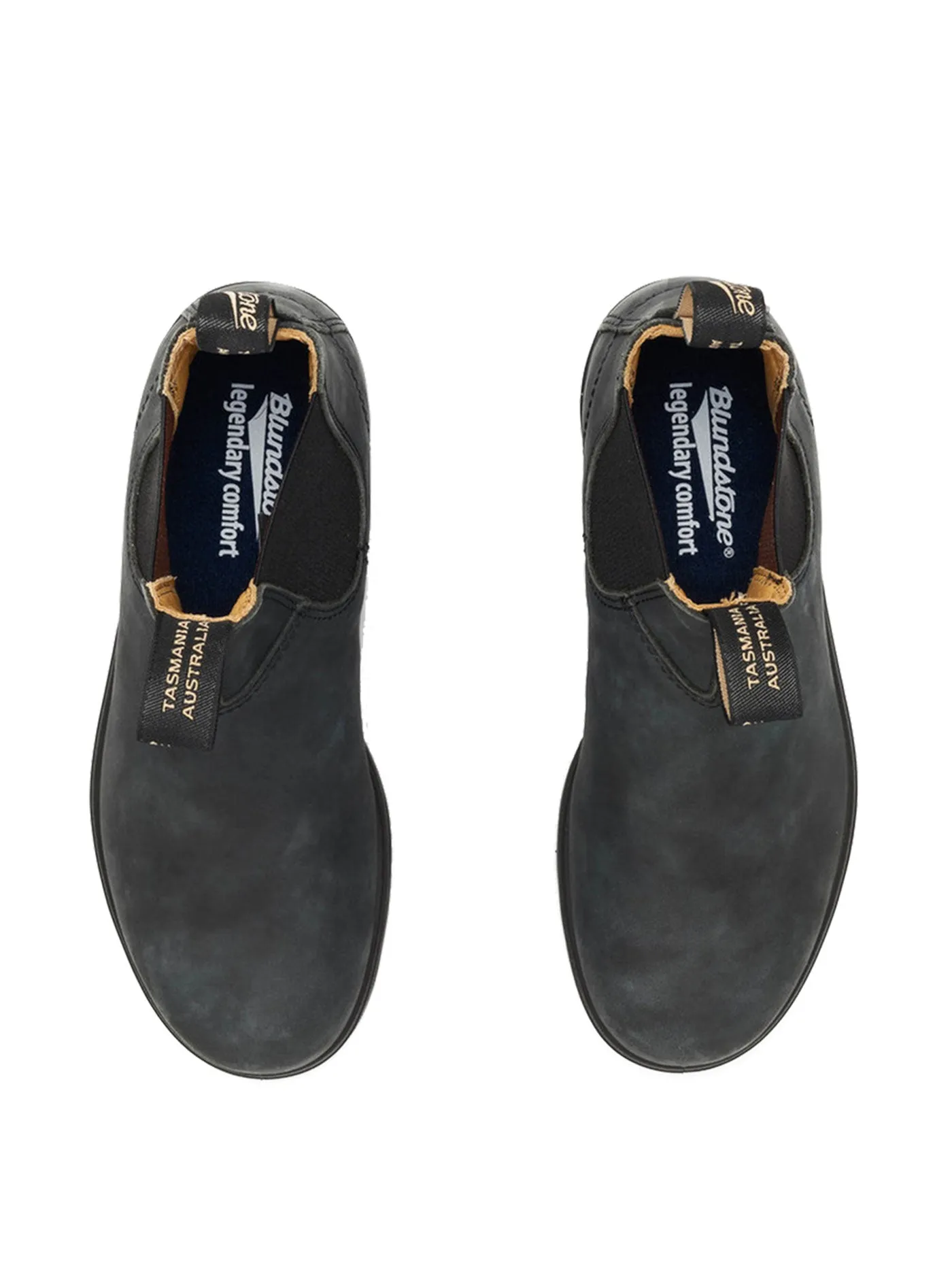 587 Classic Rustic Black Boots