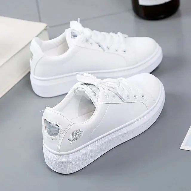 Elodie - Chic Embroidered Sneakers for Women