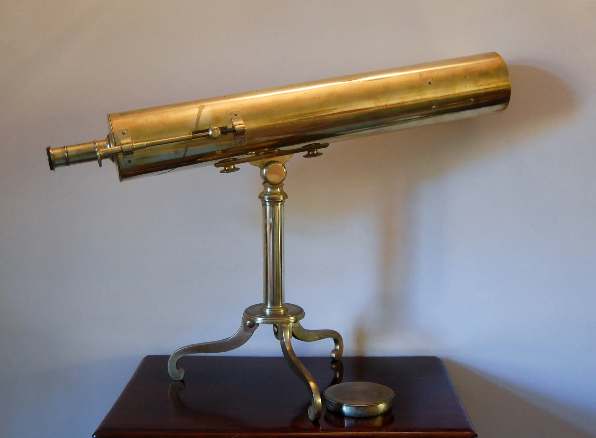 George III Gregorian Library Reflector Telescope by Wellington of Soho, London