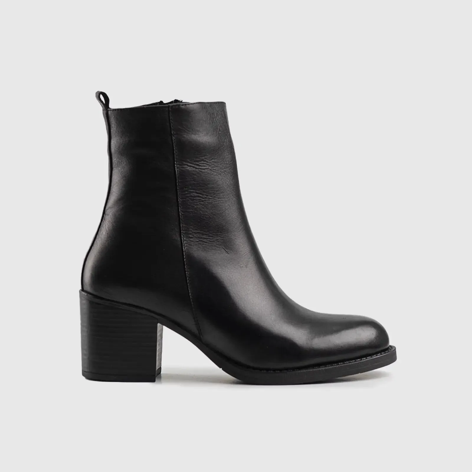 Leather Ankle Boots 11527