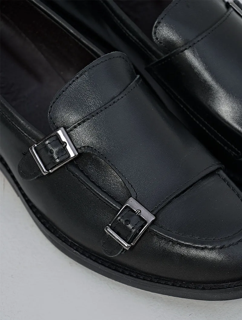 LEONARDO LOAFERS IN BLACK