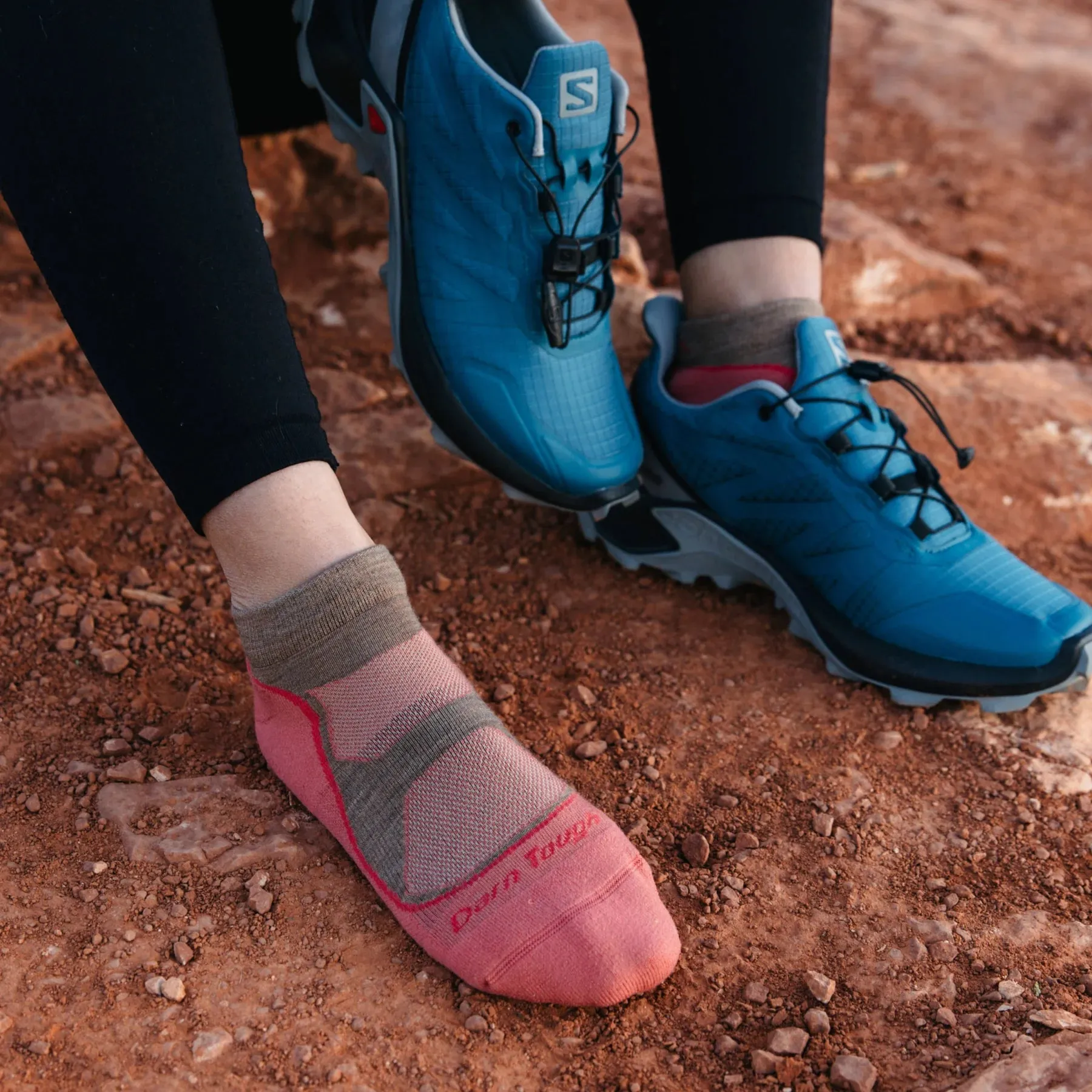 Light Hiker No Show Lightweight Hiking Sock w/ Cushion (Women's) - D1986W