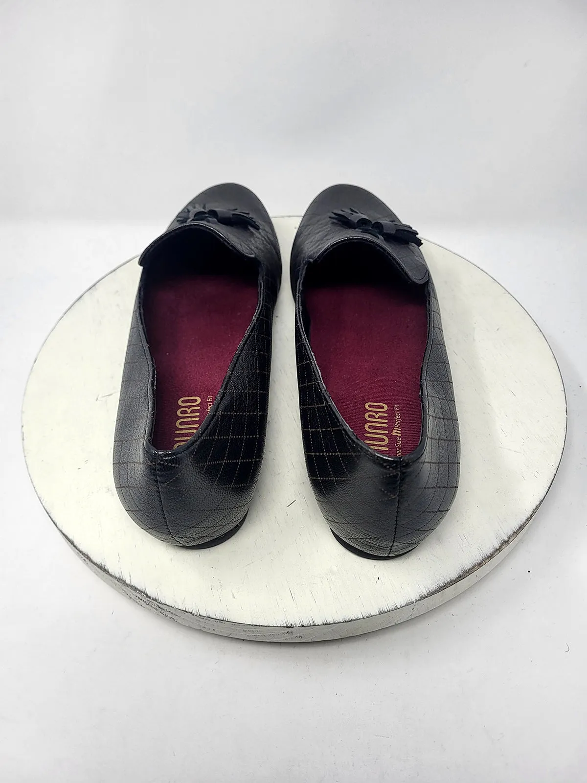 Munro Size 11 Gray & Brown Checkered Tassel Loafers