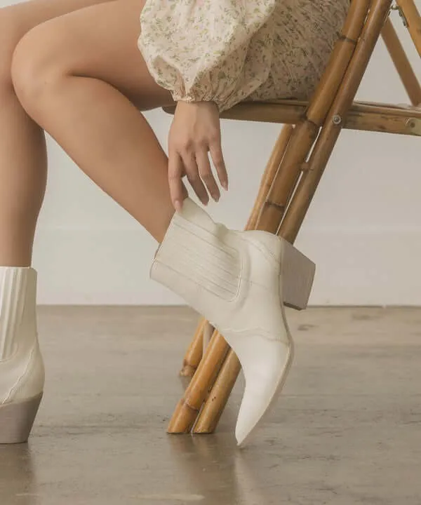 OASIS SOCIETY Dawn - Paneled Western Bootie Boots