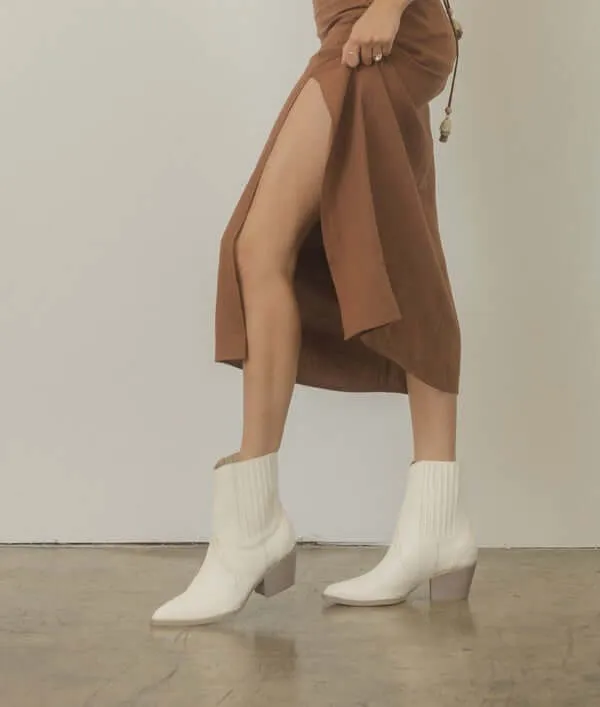 OASIS SOCIETY Dawn - Paneled Western Bootie Boots