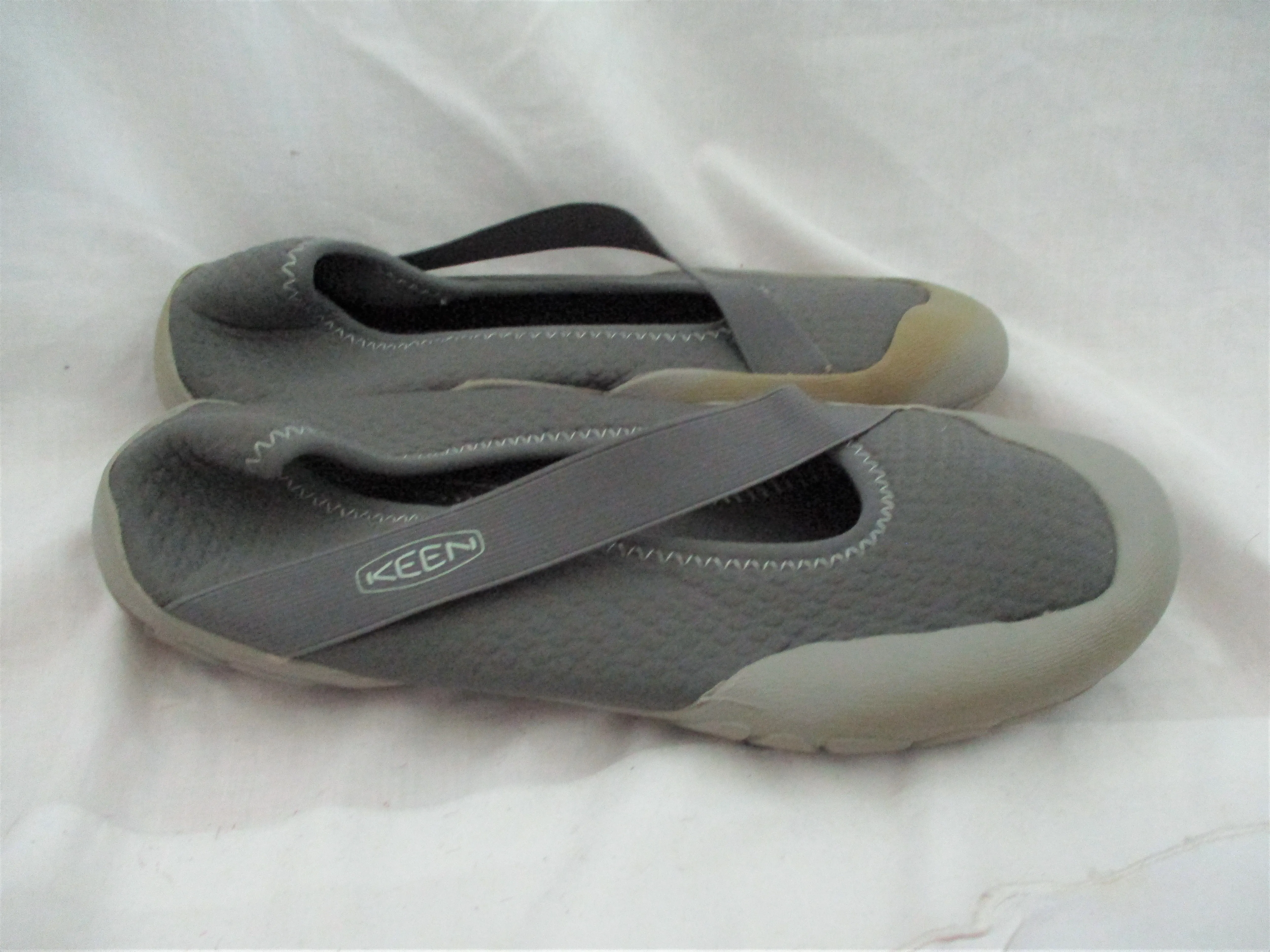 Womens KEEN Washable Vegan SHOES Sandals GRAY 11 Camping Swimming