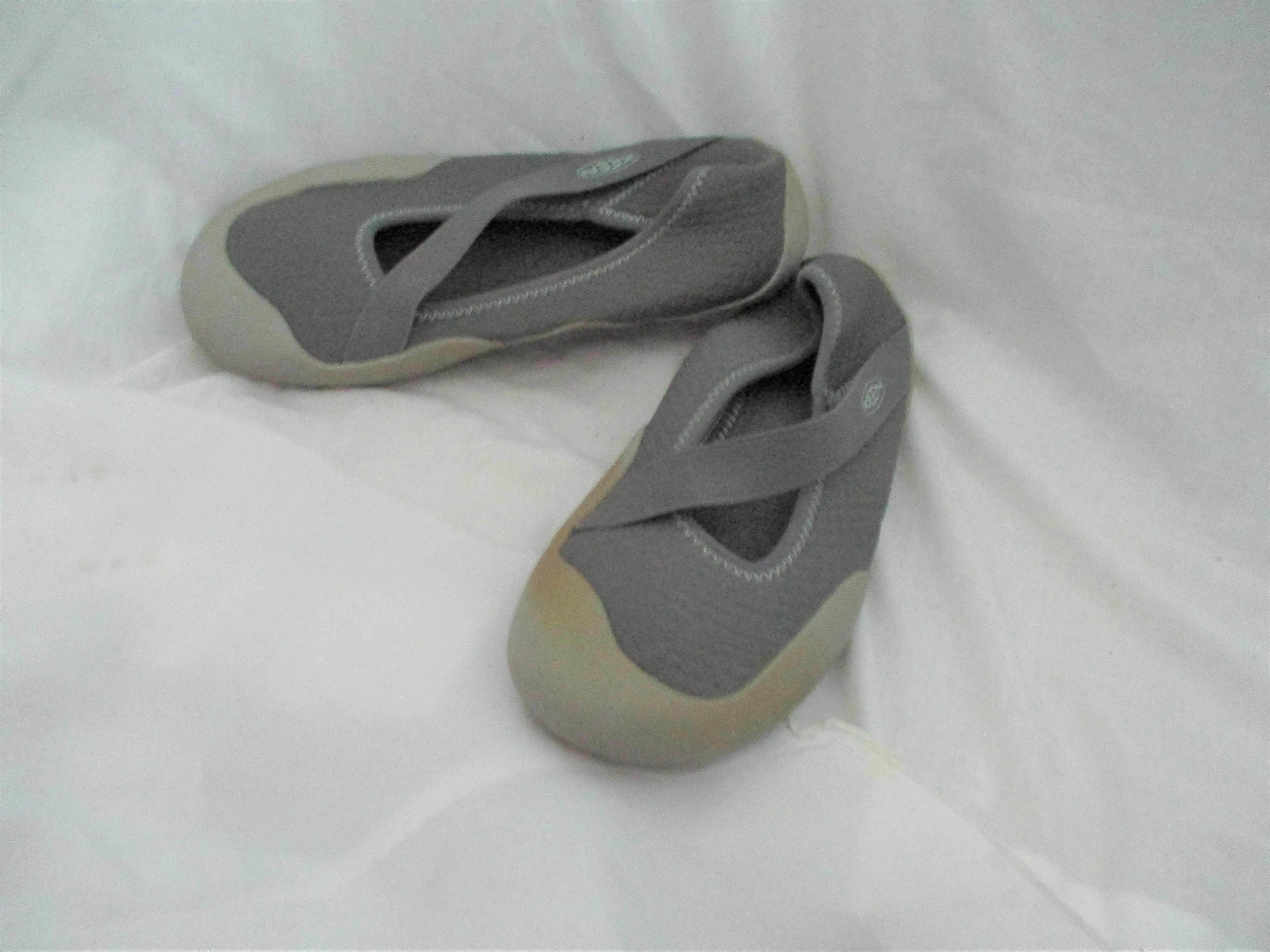 Womens KEEN Washable Vegan SHOES Sandals GRAY 11 Camping Swimming